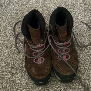 Kids Vasque hiking boots